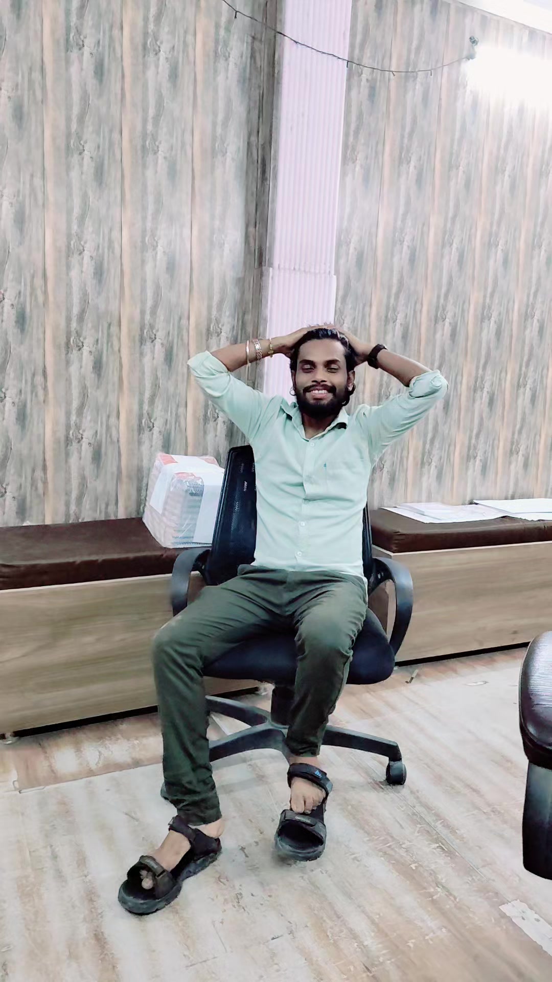 @Anuj shirwastav