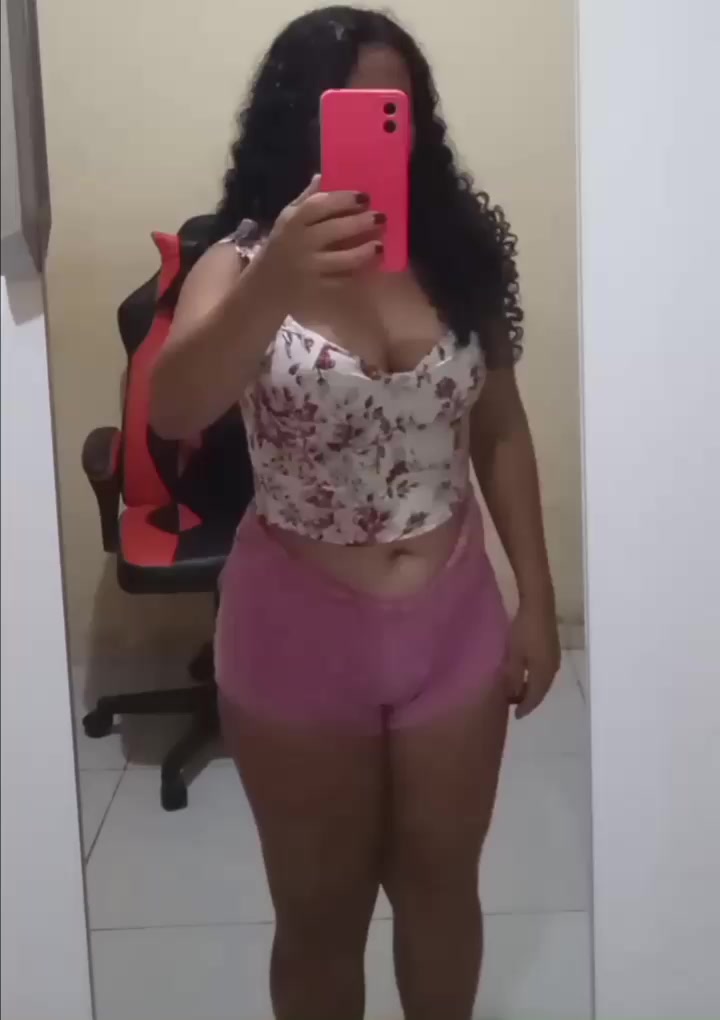 @Cristiane cristal 123