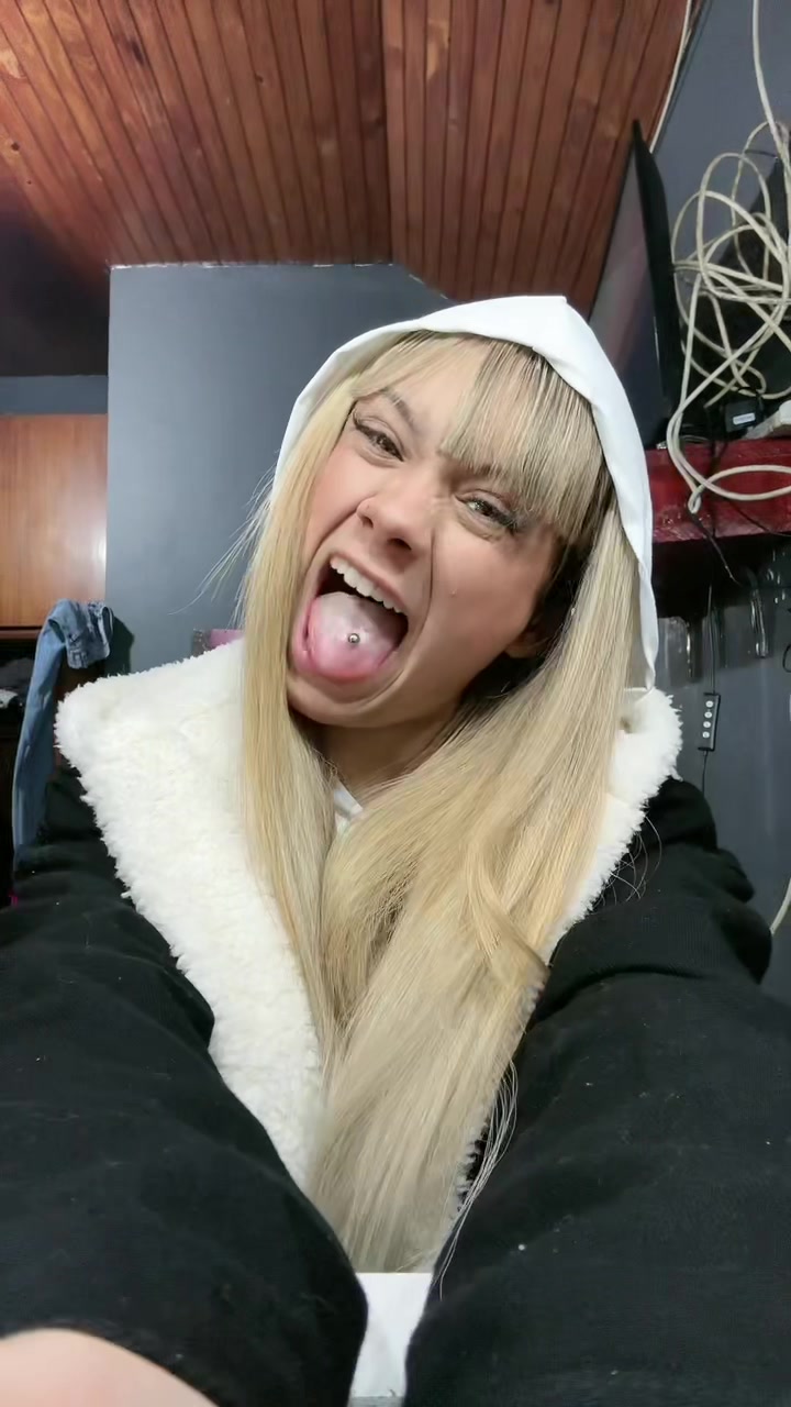 @Jazmincita
