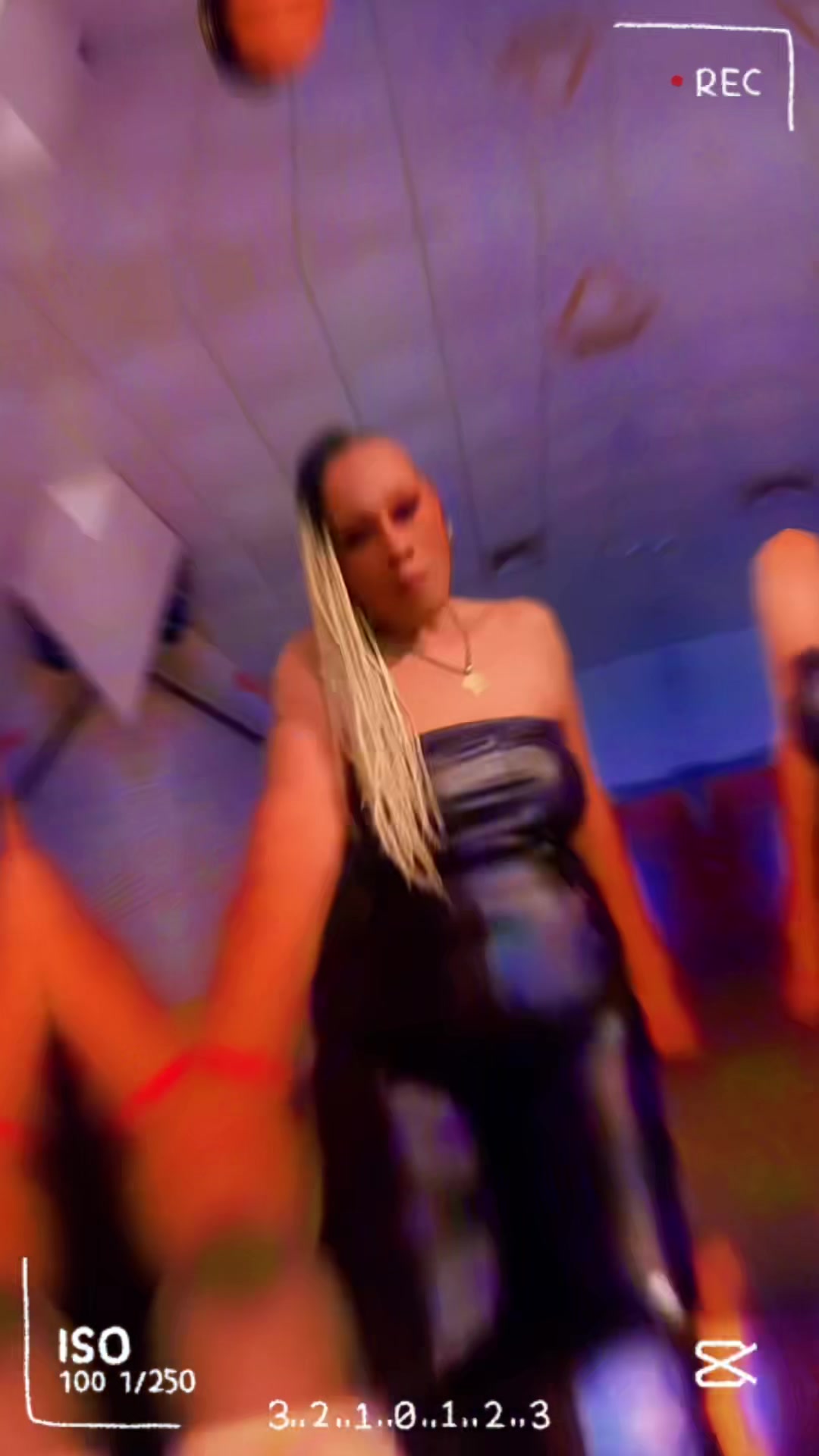 @LadyRedd