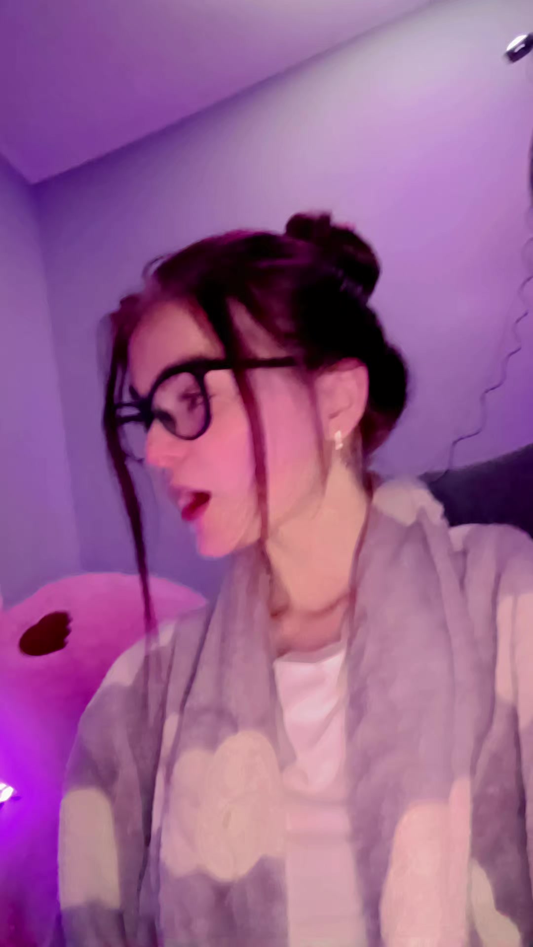 @Оле4ка_)