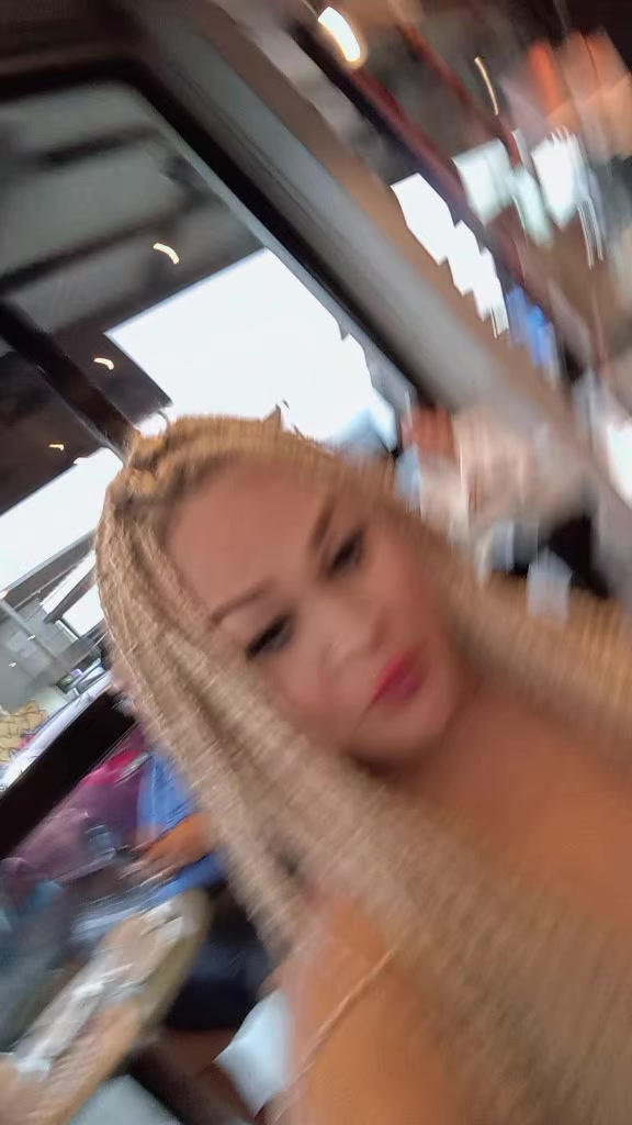 @Barbie latina