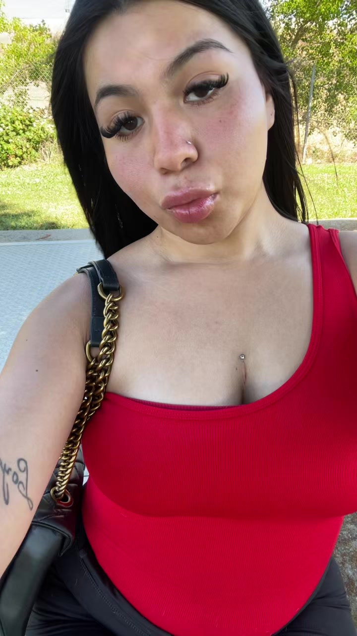 @Johana💋
