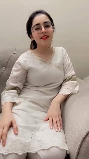 @iqra_khan