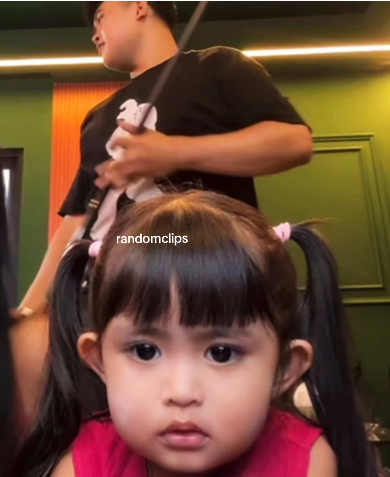 @randomclips