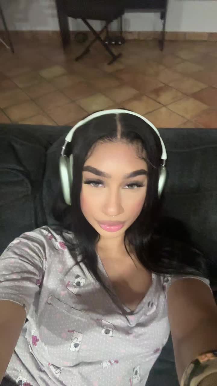 @Nylacakessss