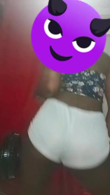 @modelo leona