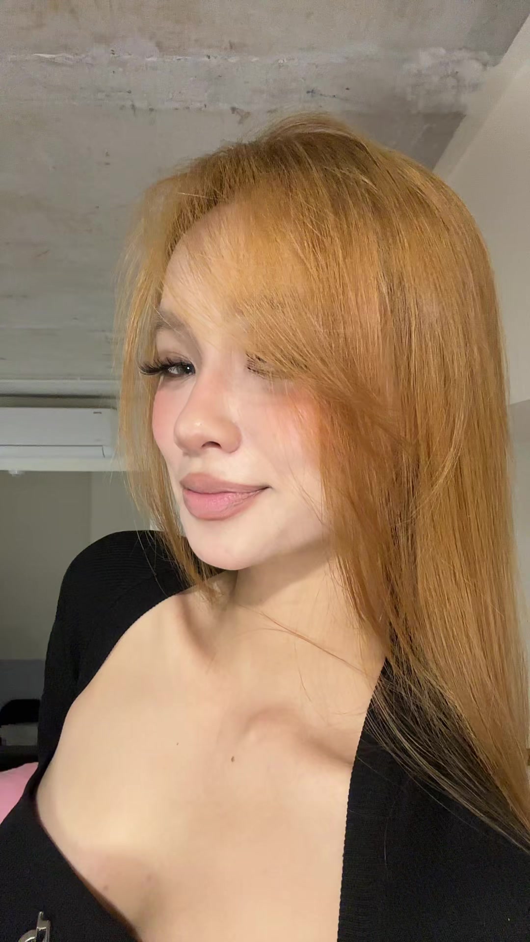 @gái việt gu tây