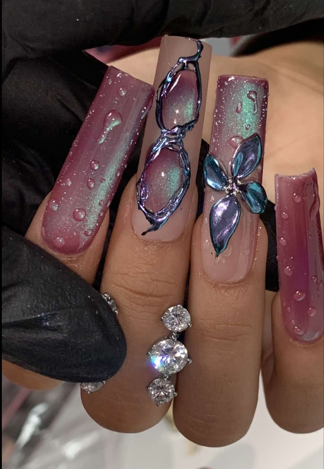 @Riya's Nails