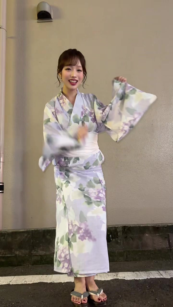 @ももつん