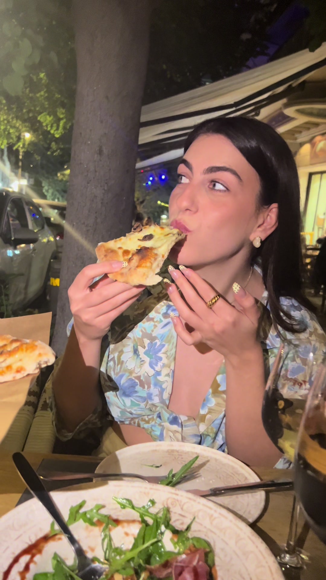 @Elena Artenian
