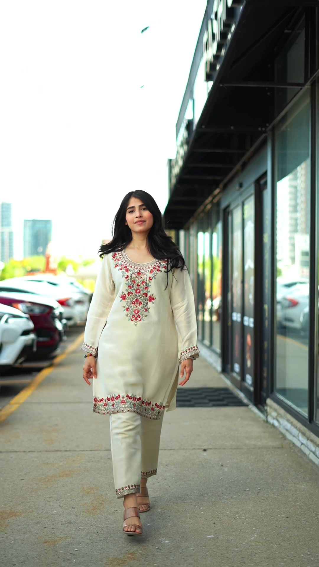 @Fashioniq.ca