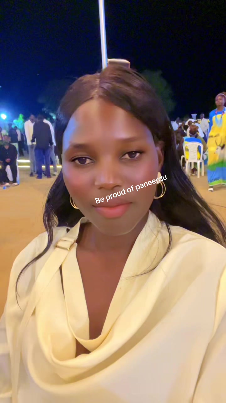 @Ayena Monique 🦋🇸🇸🥂🇺🇬🦋