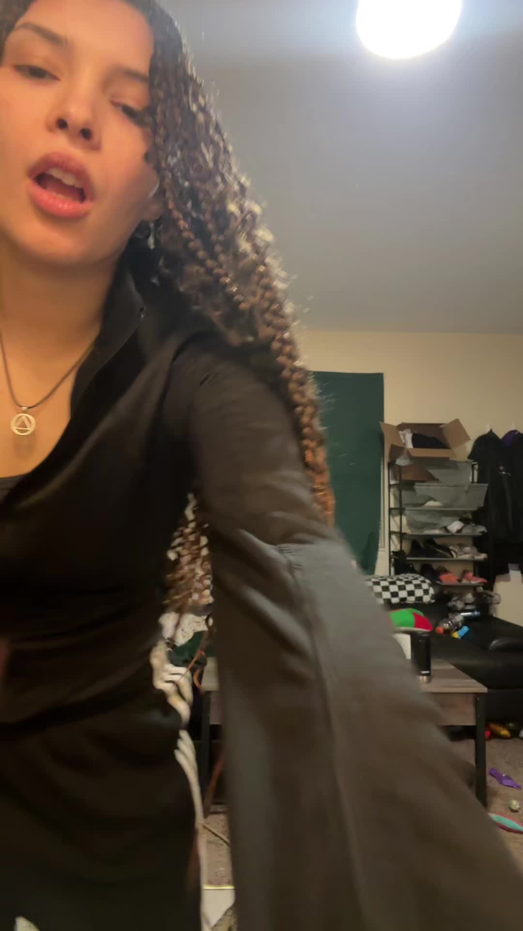 @D