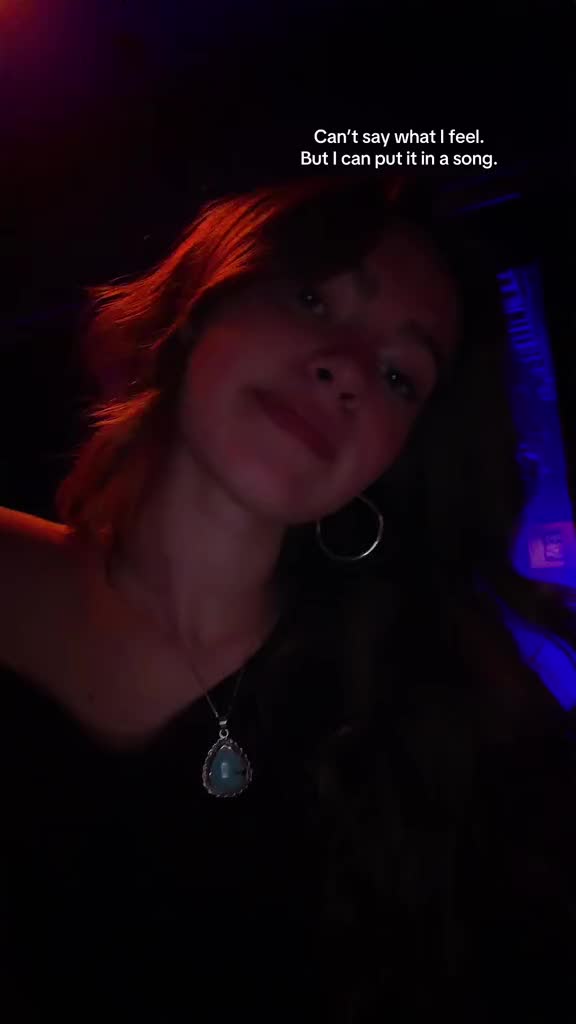 @LillianFaye_Music