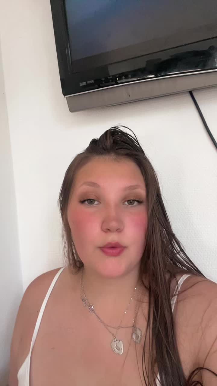 @Emeline_olv