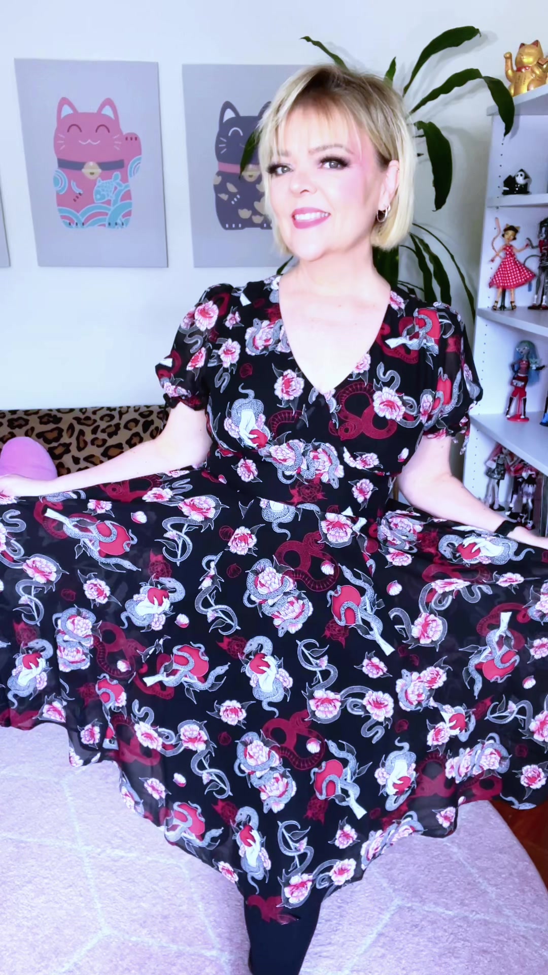 @Kitty Deluxe