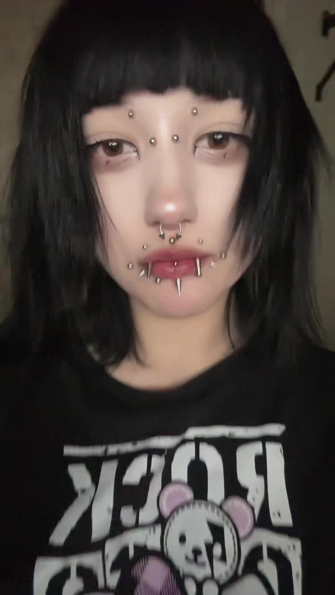 @слю́ня