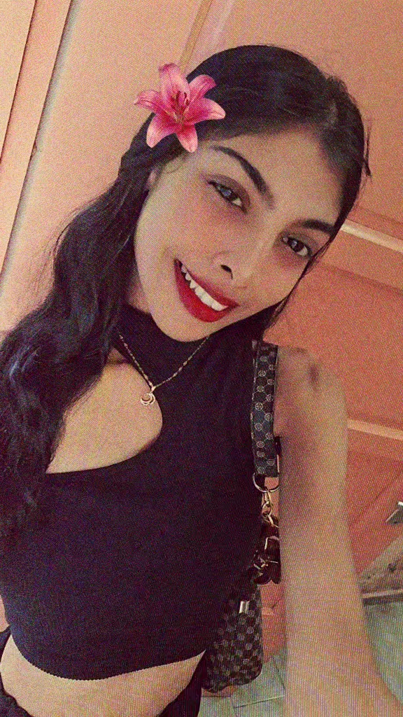 @Sʜᴡᴇᴛᴀ ♡