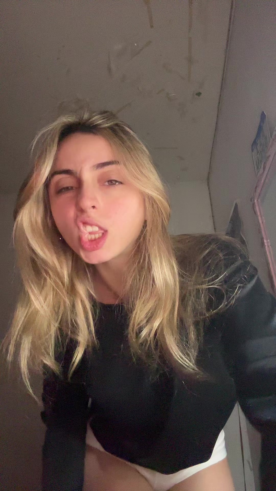 @viuxyta