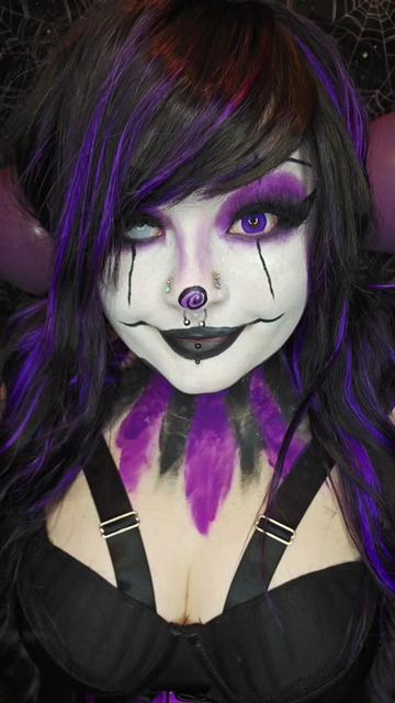 @Graveyardbabe1031