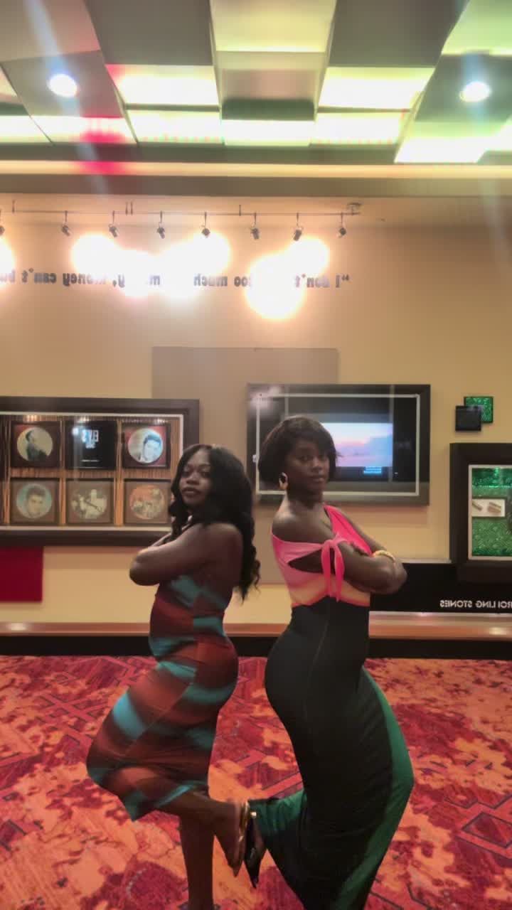 @Yourfuturepresident__