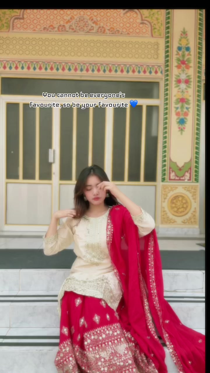 @एलिशा🦚