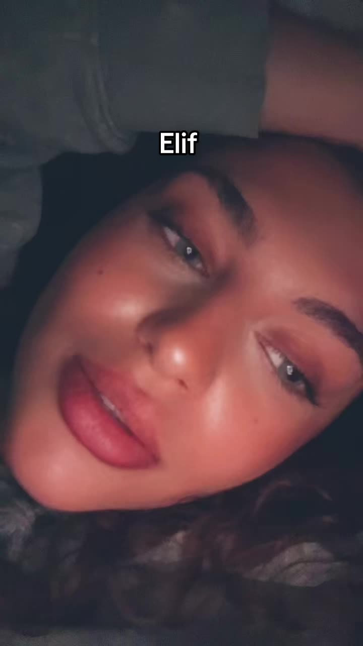 @MiraBks