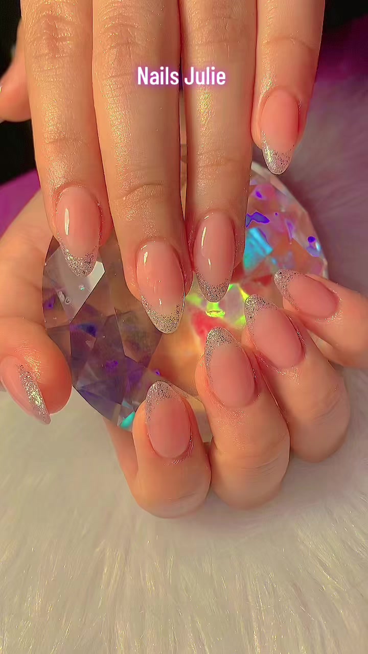 @NAILS JULIE