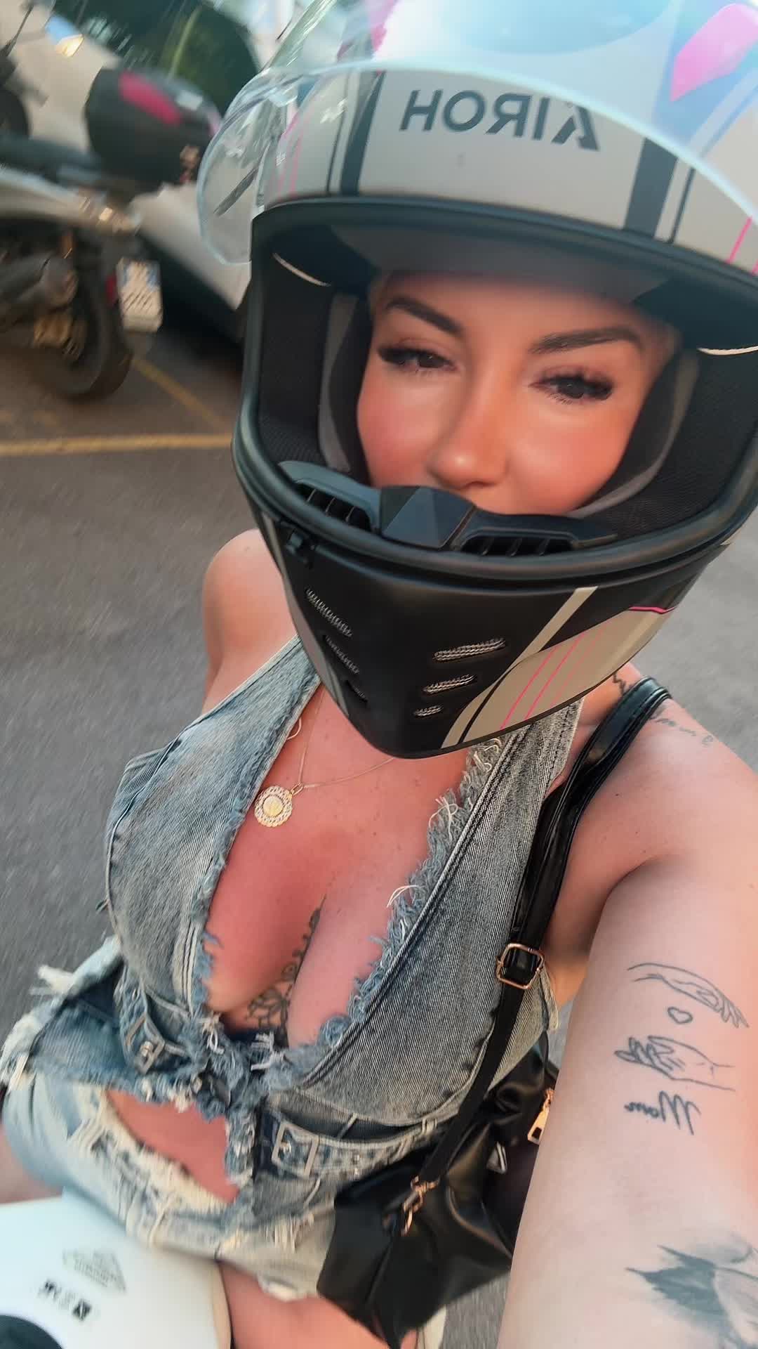 @Ela _entela