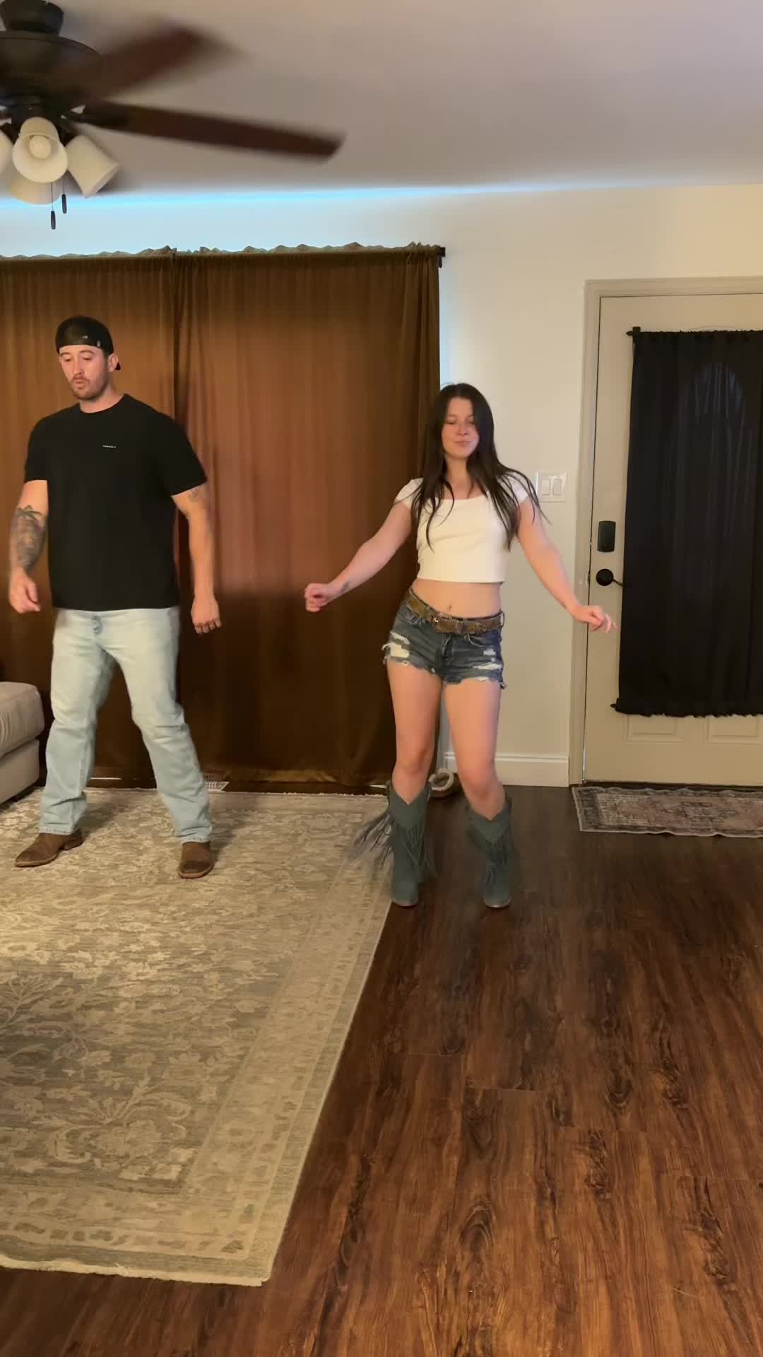 @haayyyoo