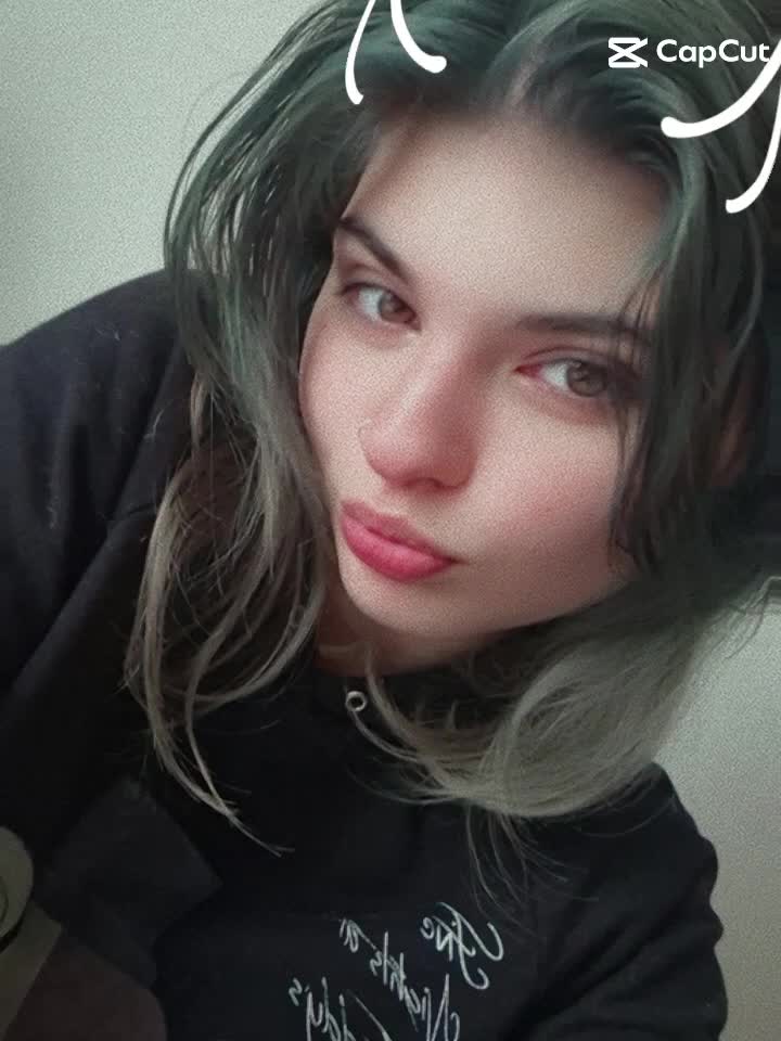 @Bella