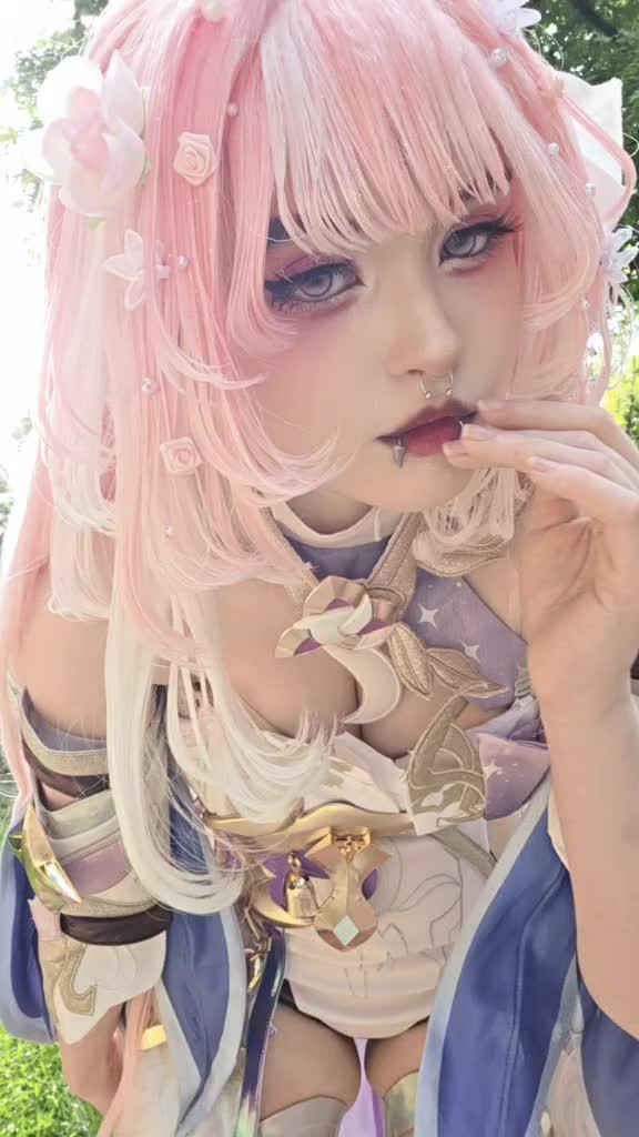 @Trashshark_cosplay 🔜 Awa