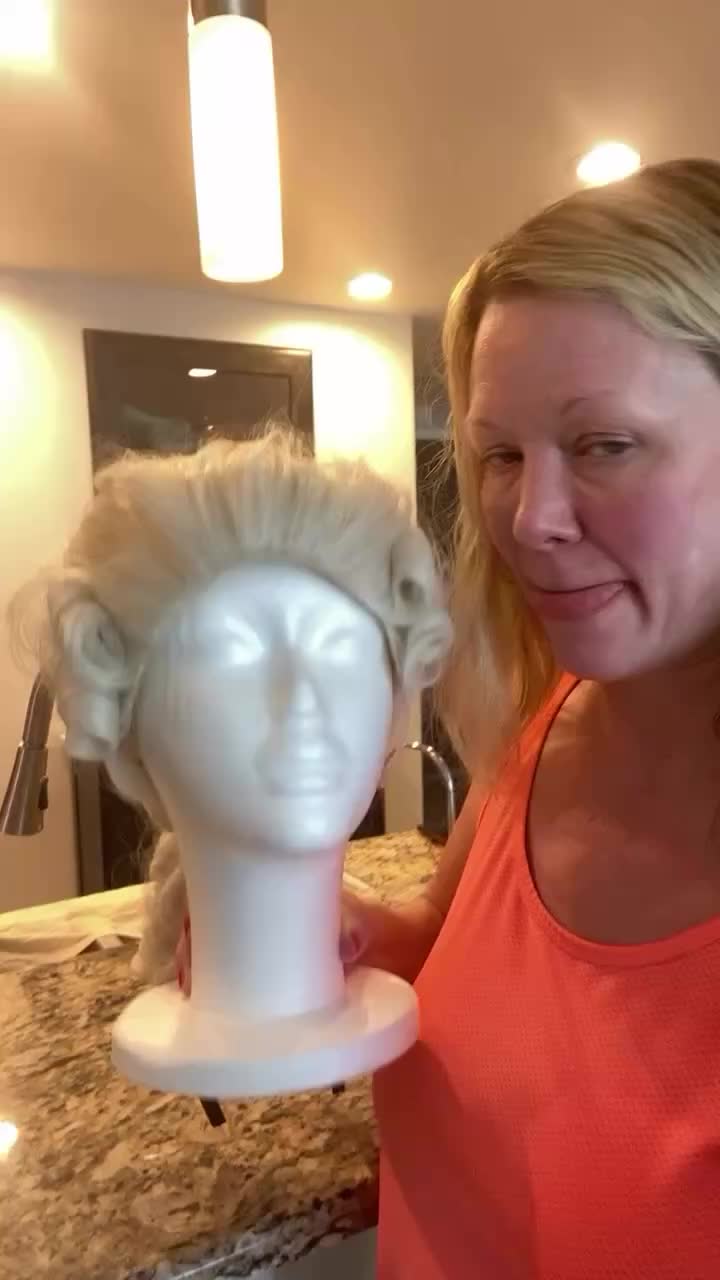 @vegasbeckyy