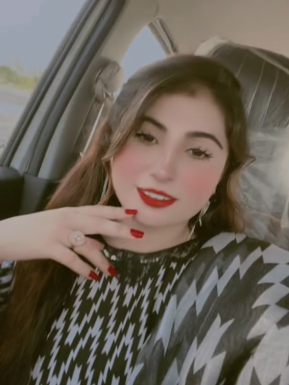 @sania khan