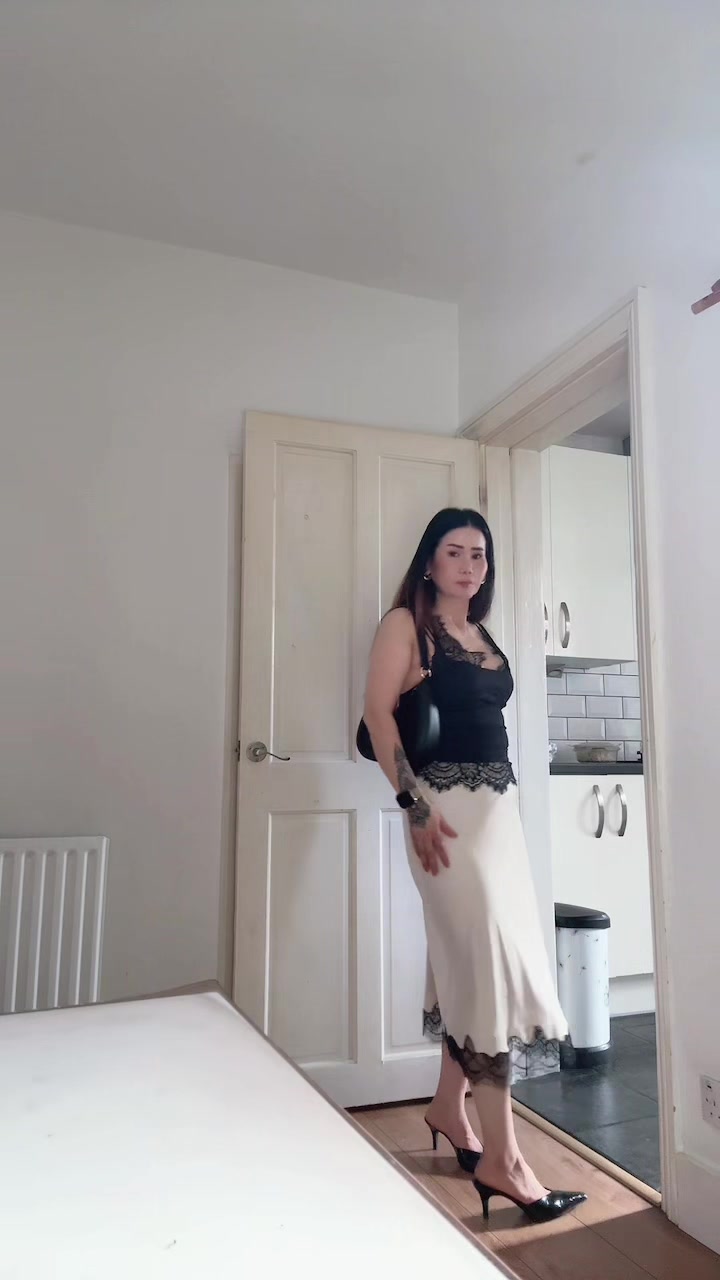 @Amira limbu🇬🇧🇳🇵