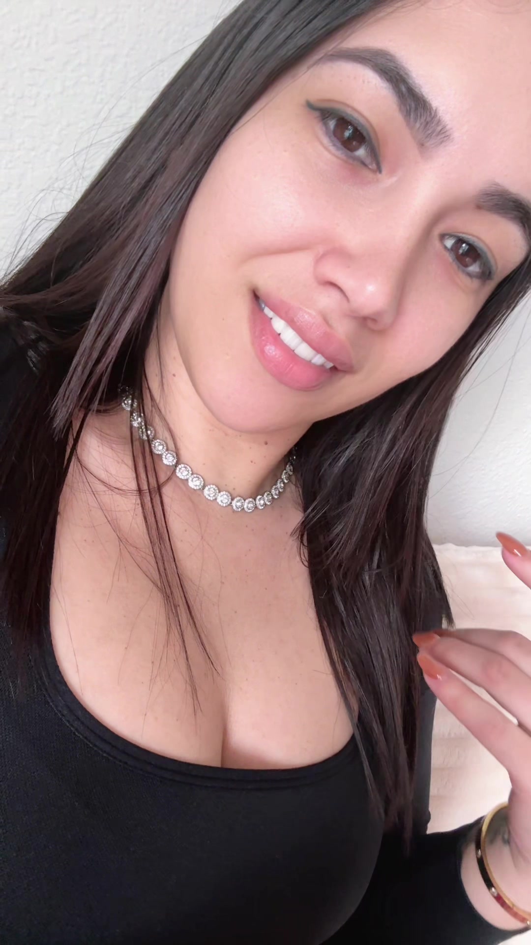 @Isaroy🥰
