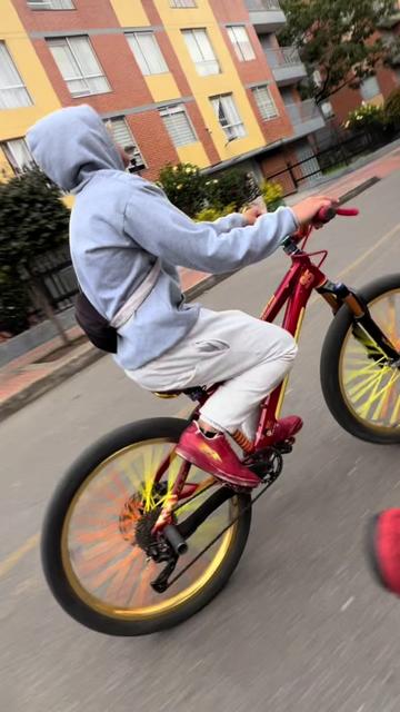 @EL RAYO BIKE LIFE