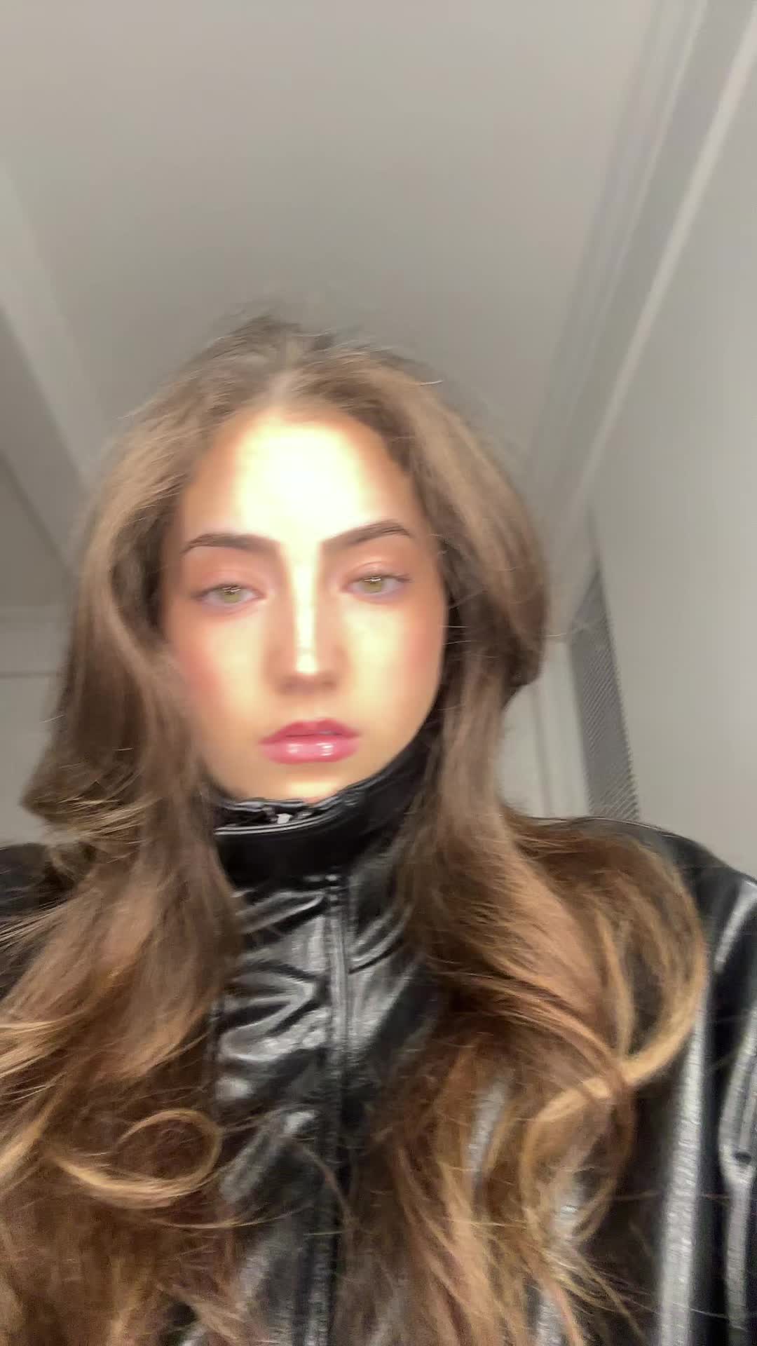 @Ari