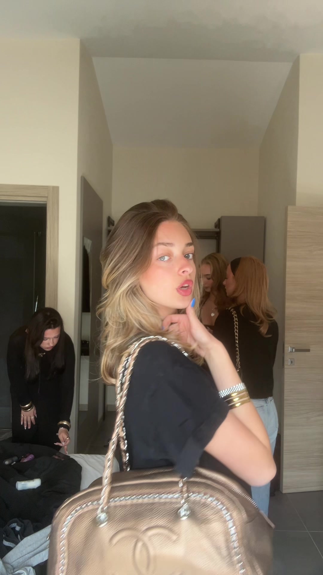 @alisa