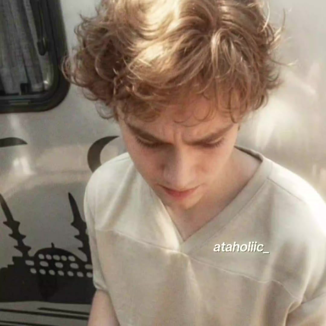 @𝗔𝘁𝗮 𝗵𝗼𝗹𝗶𝗰