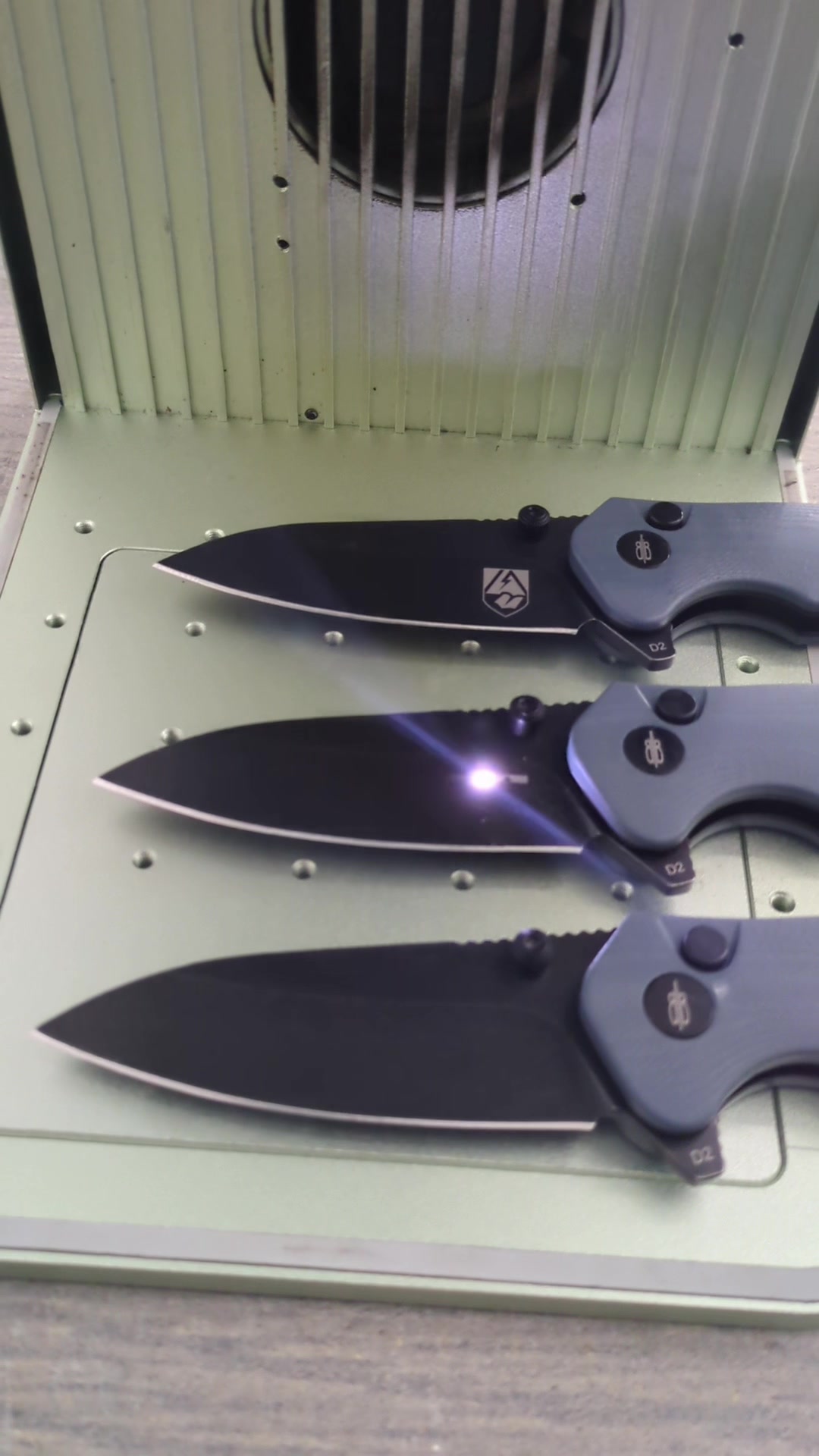 @BNBKnives