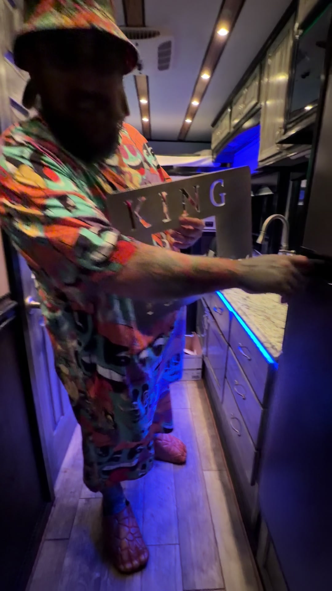 @Kinghillbilly
