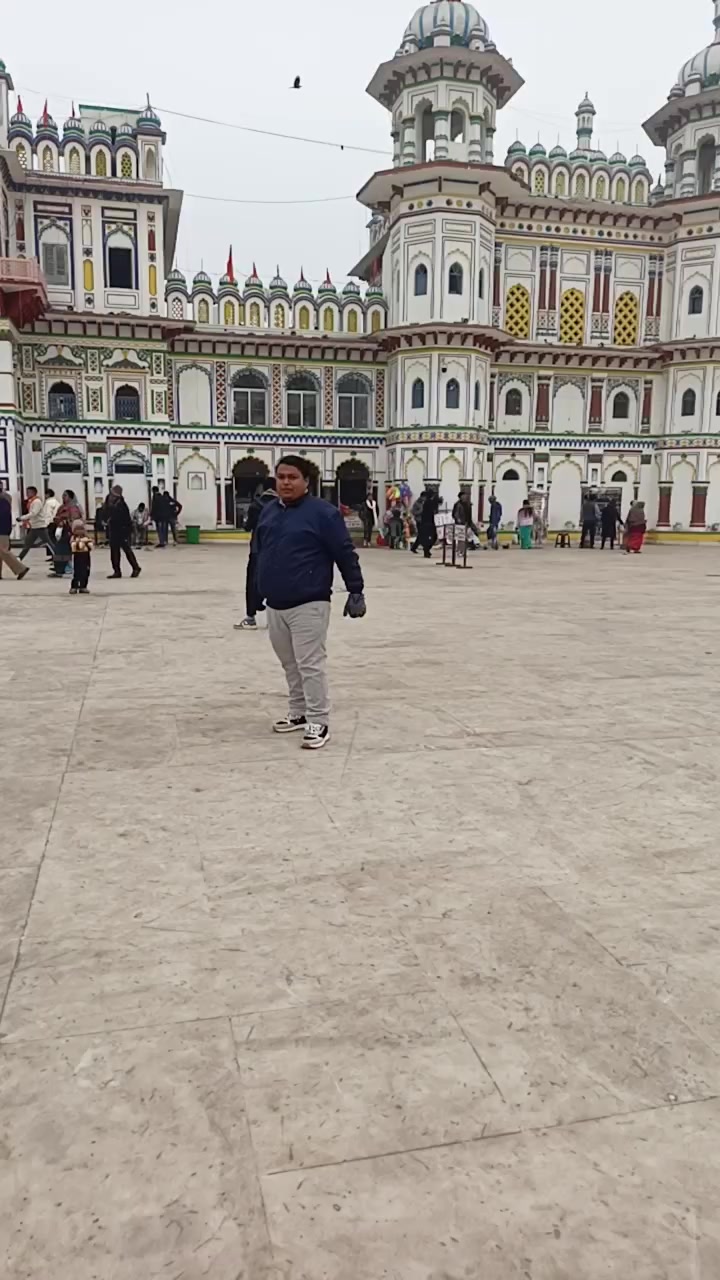 @Roshan Roy