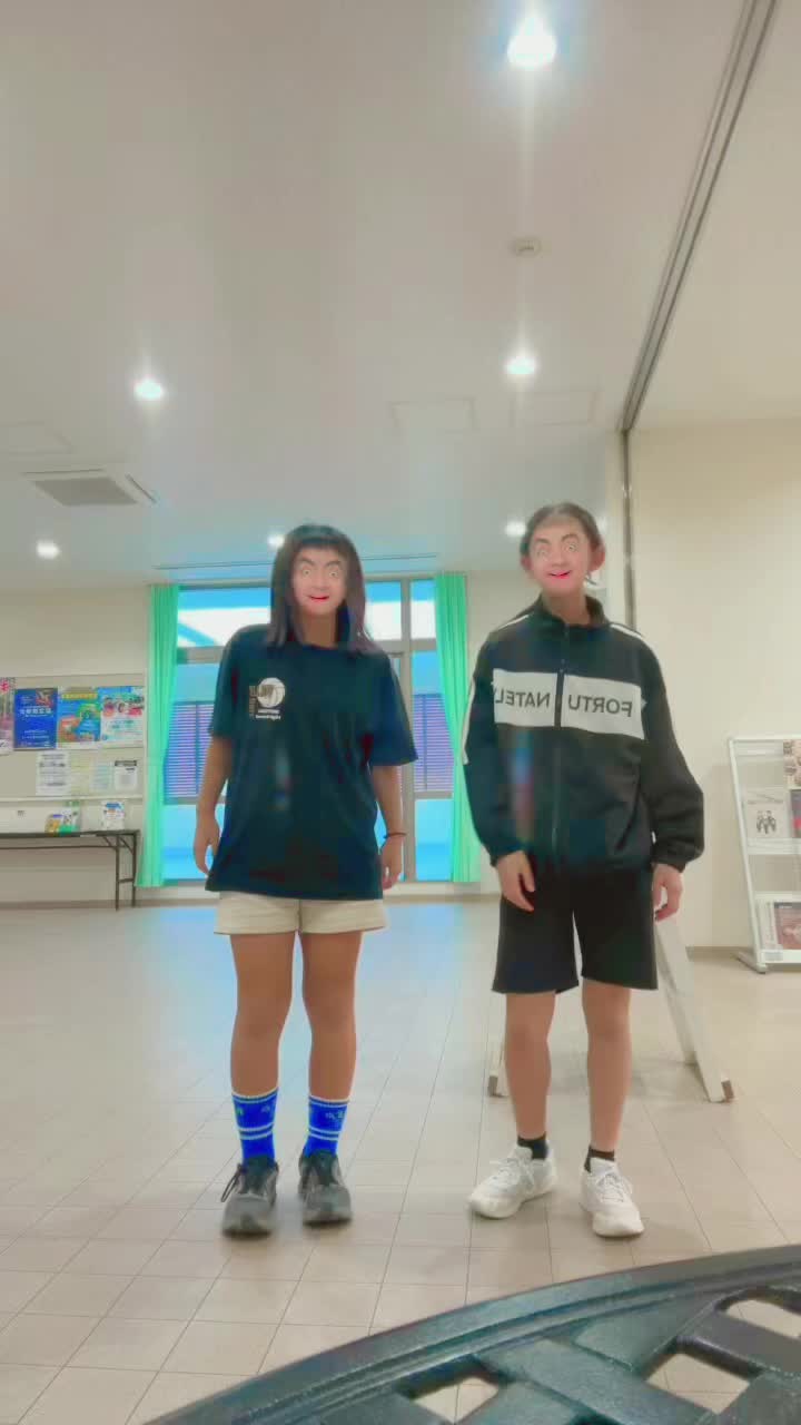 @る う