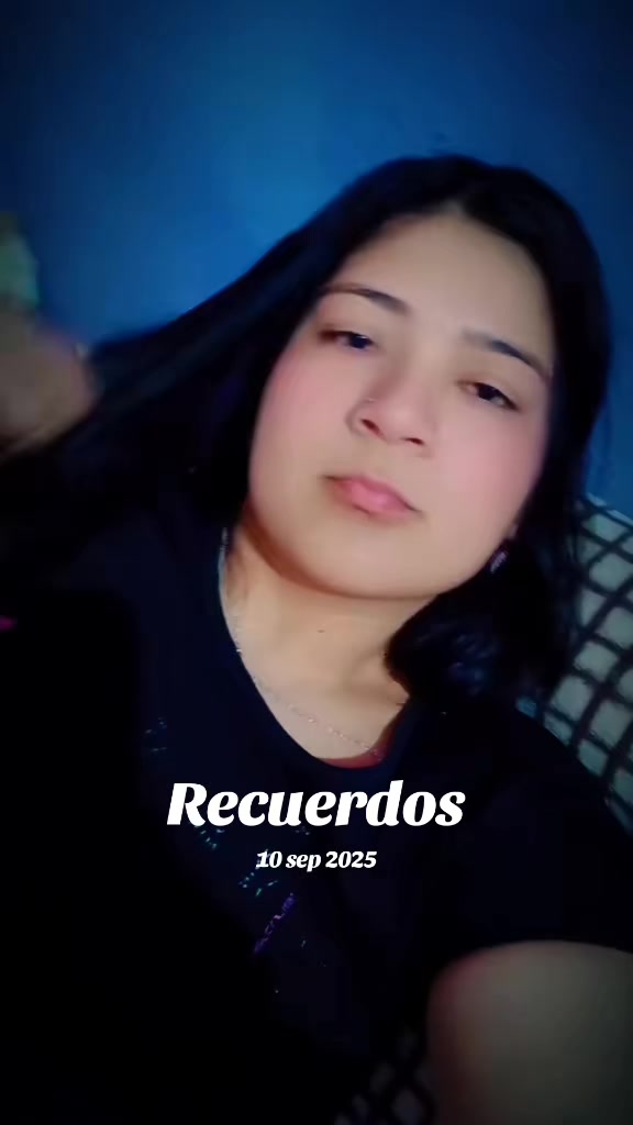 @Juli'.🦋🧀🖤