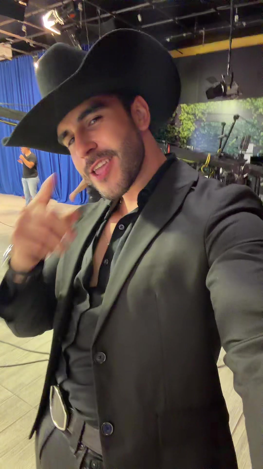 @César Quezada🤠