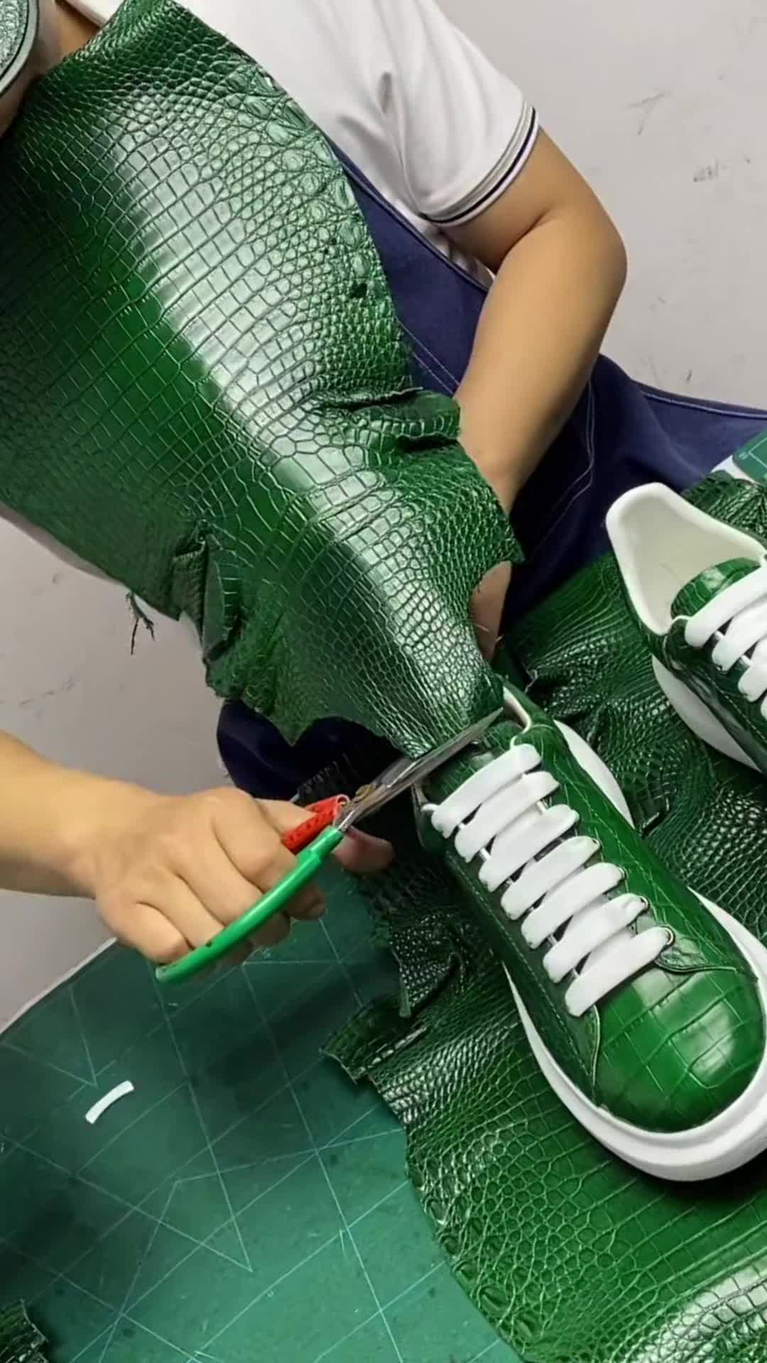 @DAVITH LEATHER