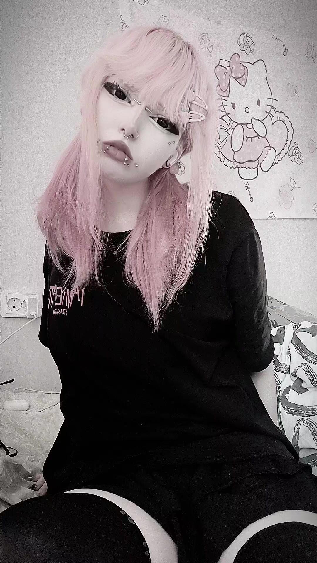 @✞