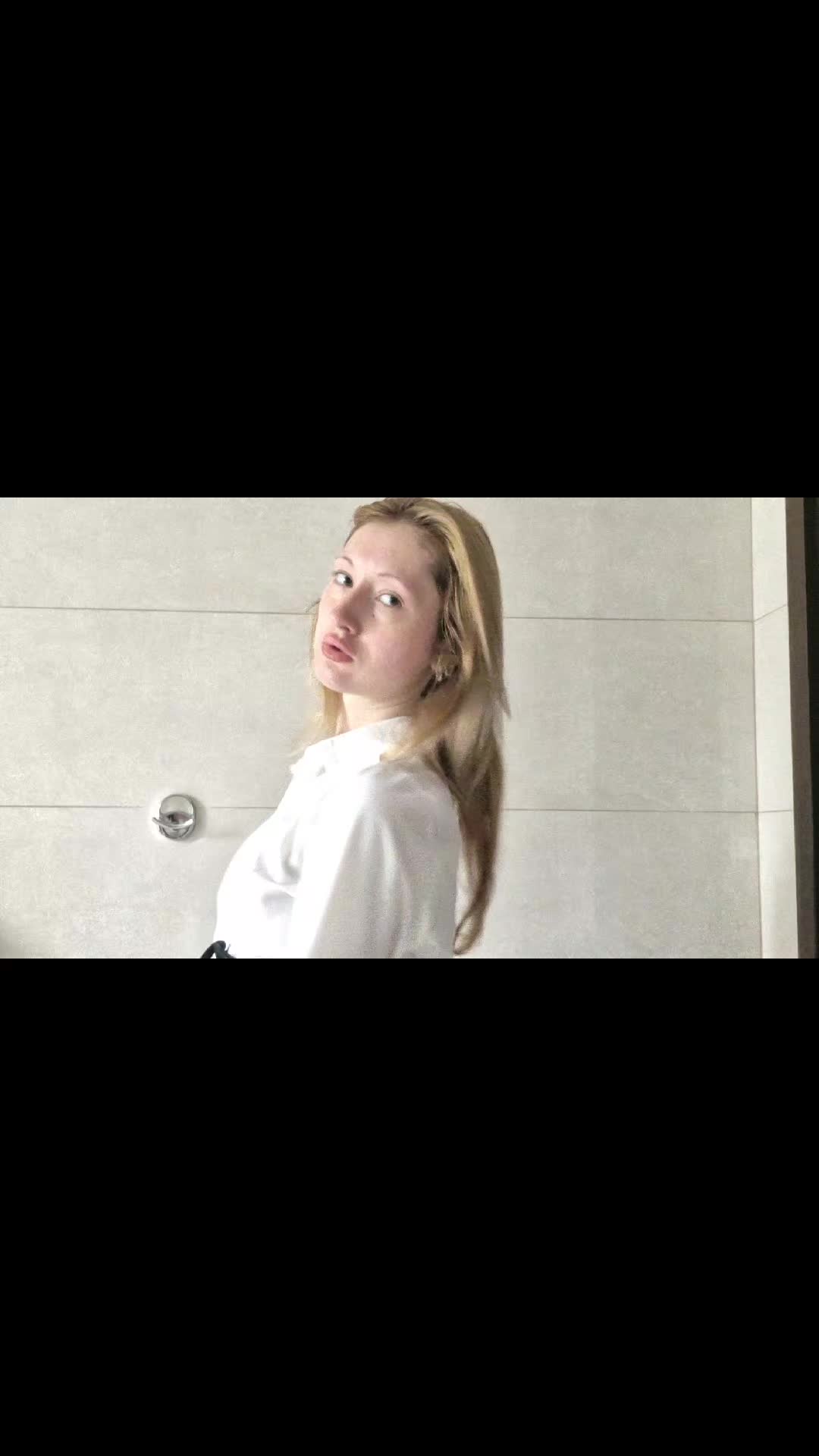 @amelianital